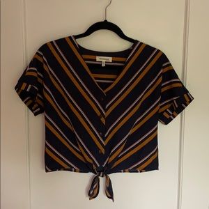 monteau cropped blouse